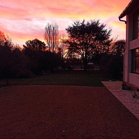 La Douceur Saumuroise Avec Petit Dejeuner Exterior foto